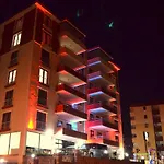 Ozgurcan & Apartamento *