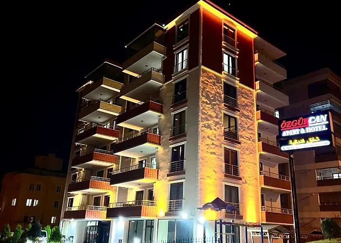 Ozgurcan & Апартаменти *