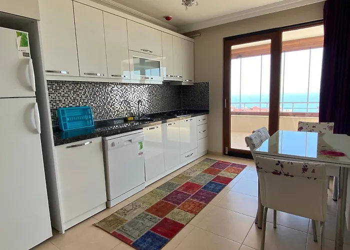 Apartment Ozgurcan & *